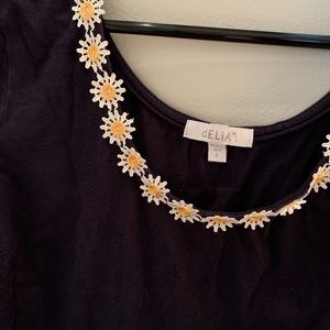 Delia’s crop top!